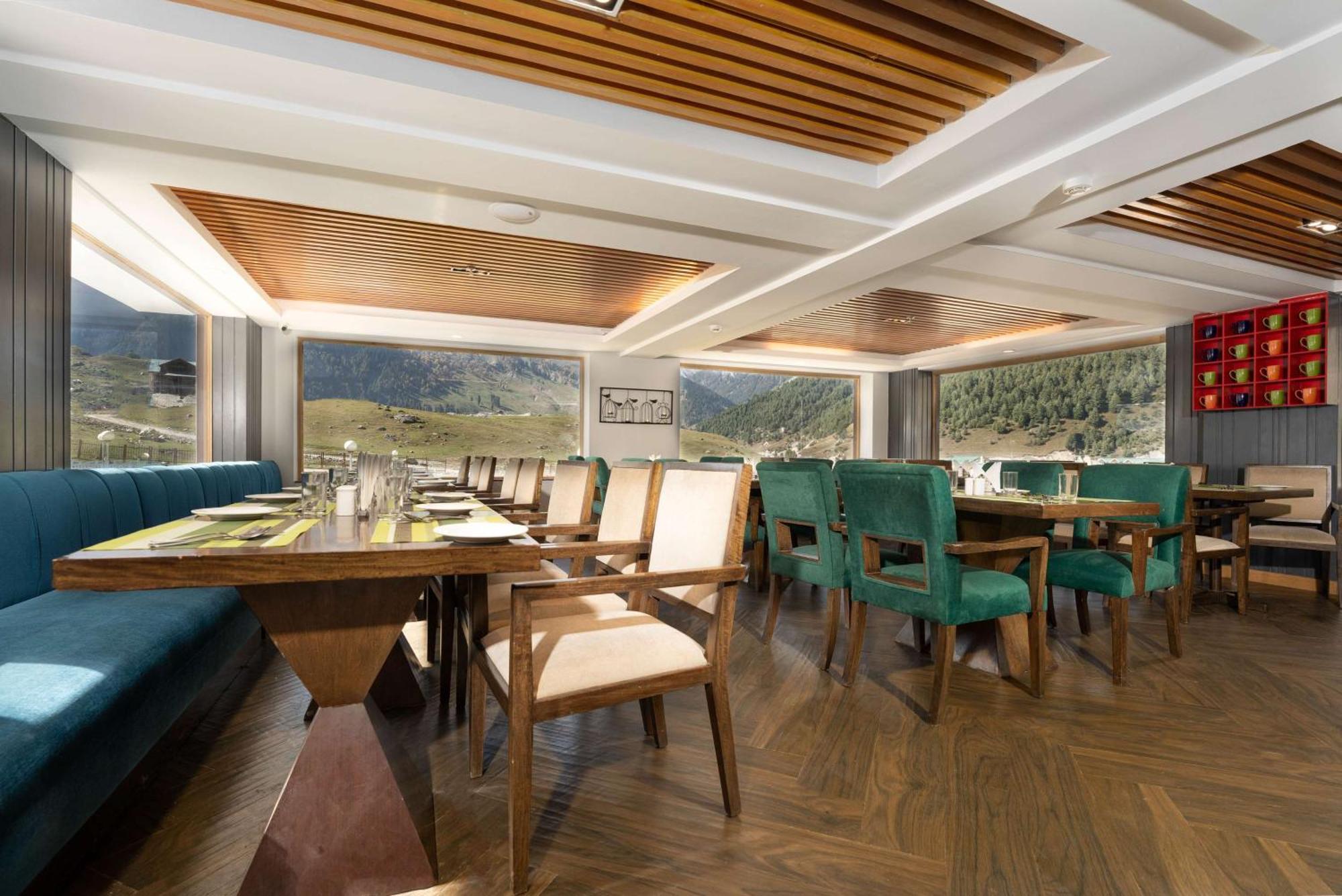 Country Inn Suites By Radisson Sonāmarg Exteriér fotografie